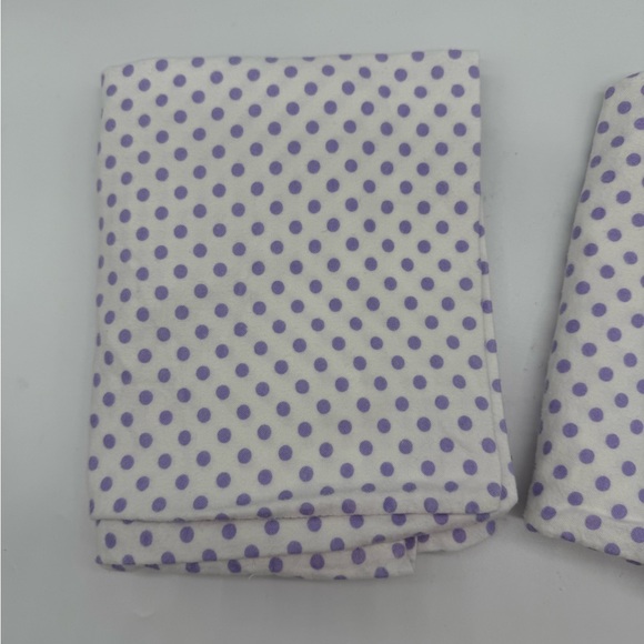 POTTERY BARN KIDS Soft Purple Polka Dot 2Pc Pillowcases - Picture 2 of 6